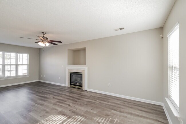 Foto del edificio - 6927 Ayrshire Glen Pl