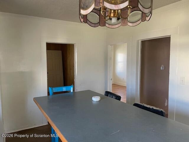 Building Photo - 210 Crane St