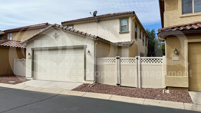 Foto del edificio - 940 S Hawk Ln