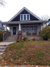 Building Photo - 1574 S 59th St