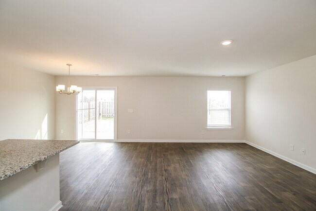 Building Photo - Apply Today!  Fenced in Back Yard, Free La...