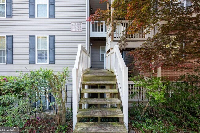 Building Photo - 466 Teal Ct