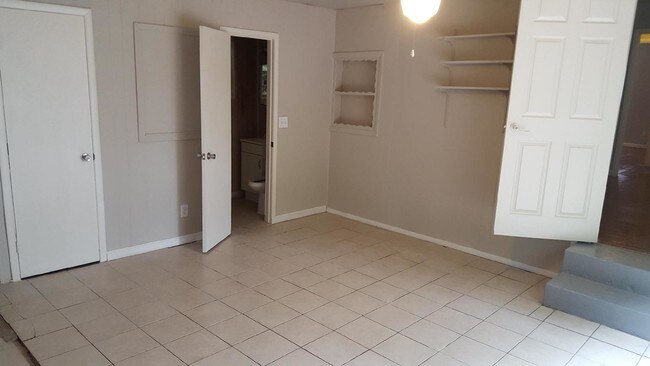 Foto del edificio - 3121 NE 13th St