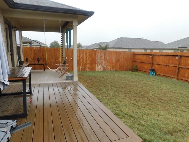 Foto del edificio - "Spacious 4-Bedroom Gem in San Antonio – Y...
