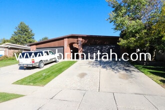 Building Photo - 3669 S 2245 E