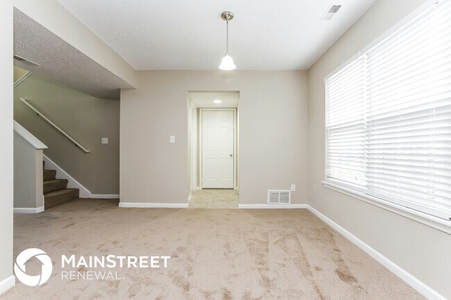 Foto del edificio - 8928 Leffler Ln