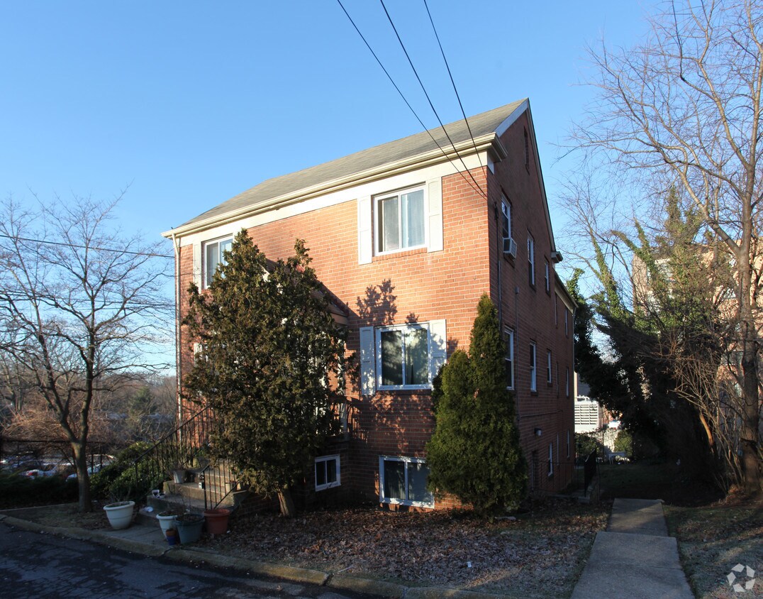 Foto del edificio - 8710 Plymouth St