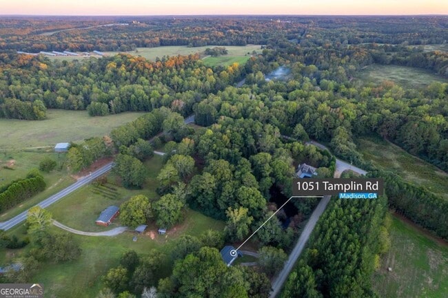Building Photo - 1051 Tamplin Rd