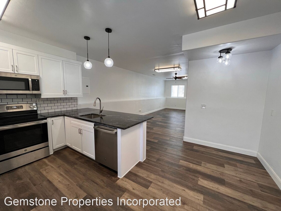 Foto principal - 2 br, 2 bath House - 180 E Cooke Avenue
