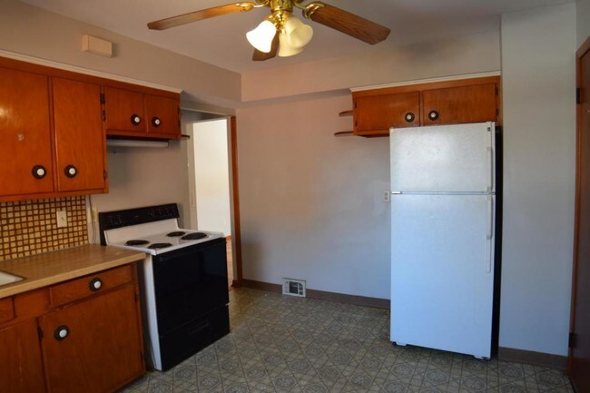 Foto del edificio - 2327 Brookview Blvd #Up