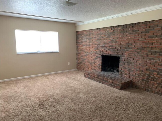 Building Photo - 820 Cherokee Cir