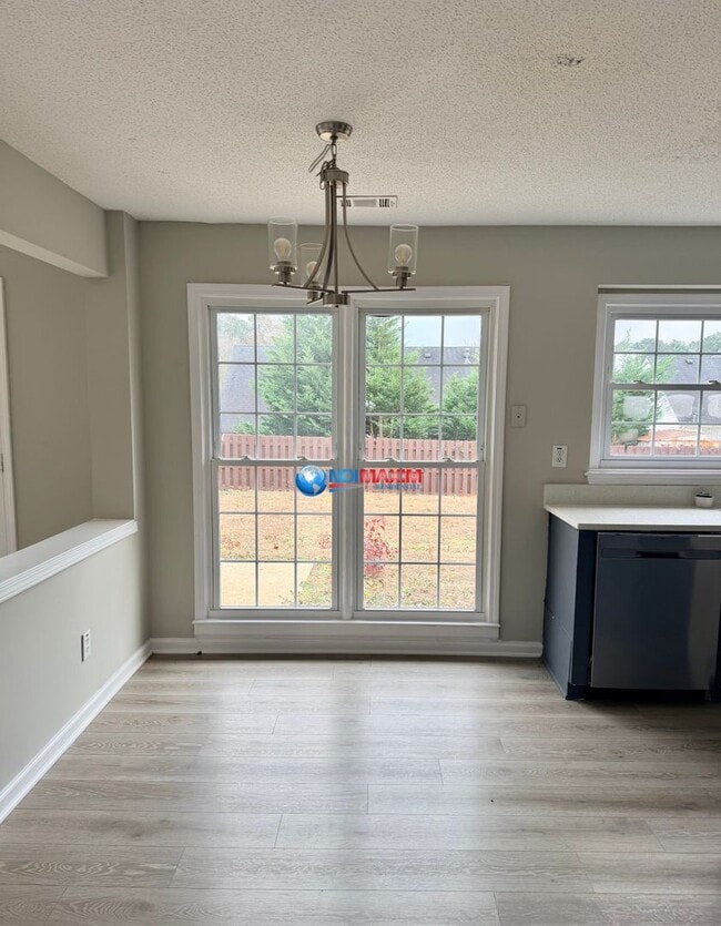 Foto del edificio - 4-bedroom house in the DISCOVERY cluster in Lawrenceville