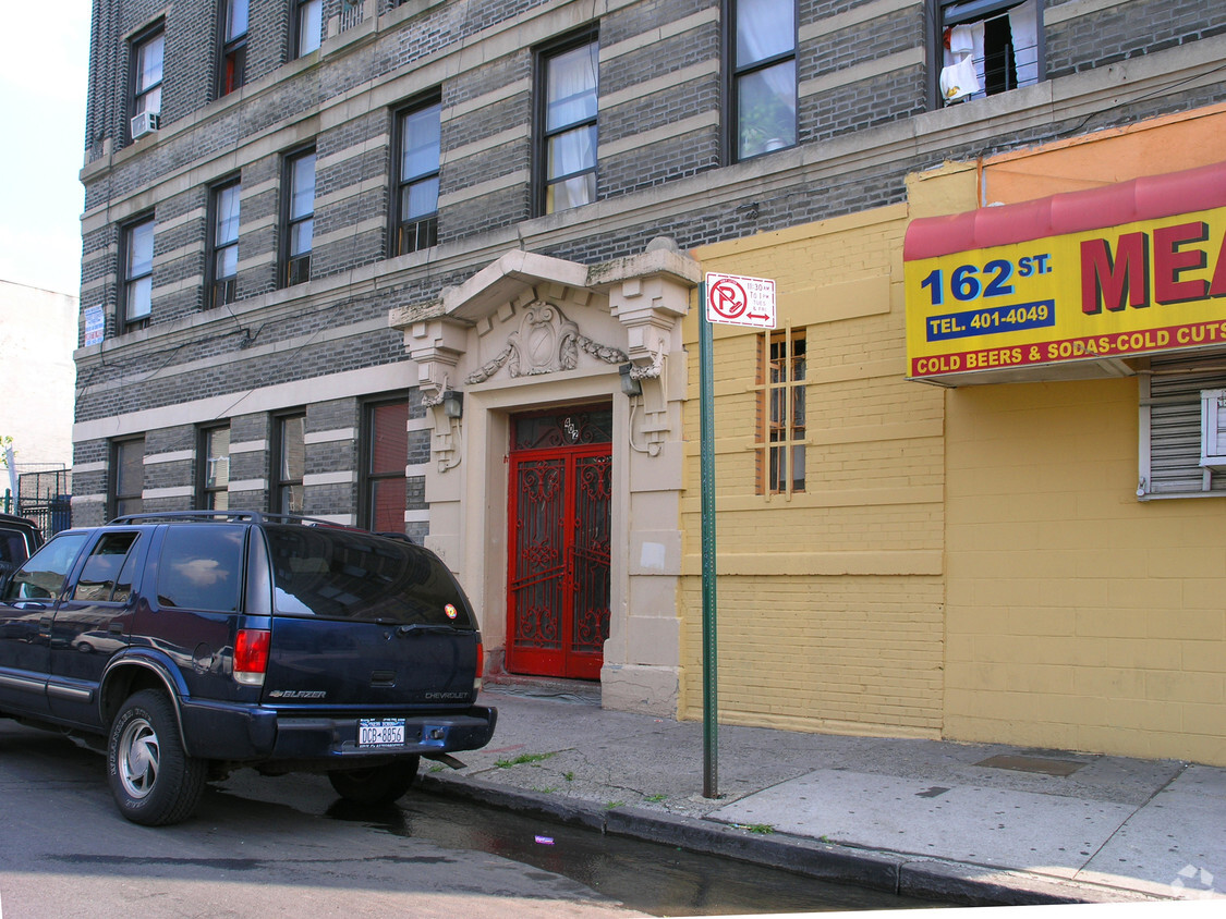 Foto del edificio - 402 E 162nd St