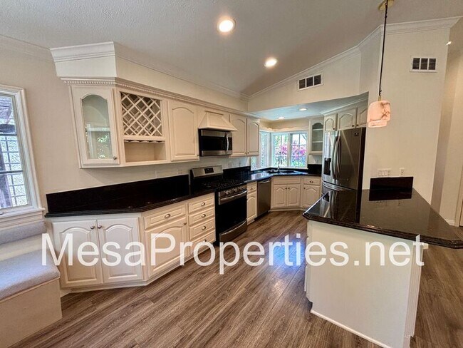 Foto del edificio - 9754 Willow Wood Dr