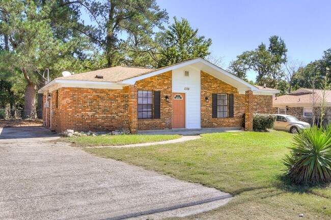 Foto del edificio - Excellent Newly Renovated Home!