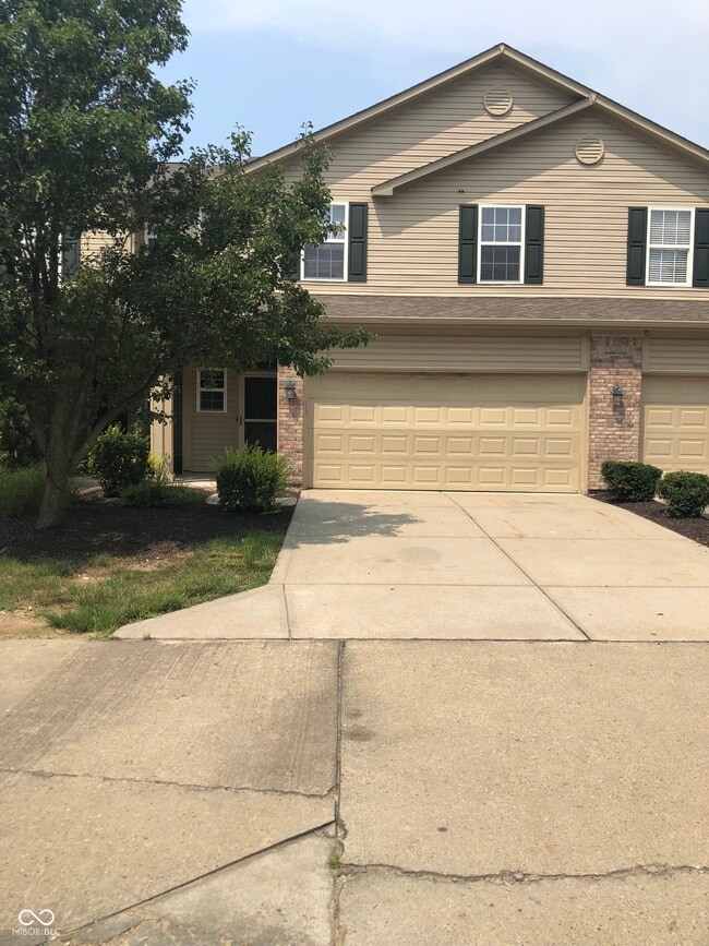 Building Photo - 2424 Boyer Ln