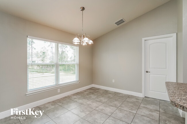 Building Photo - 476 Windermere Dr