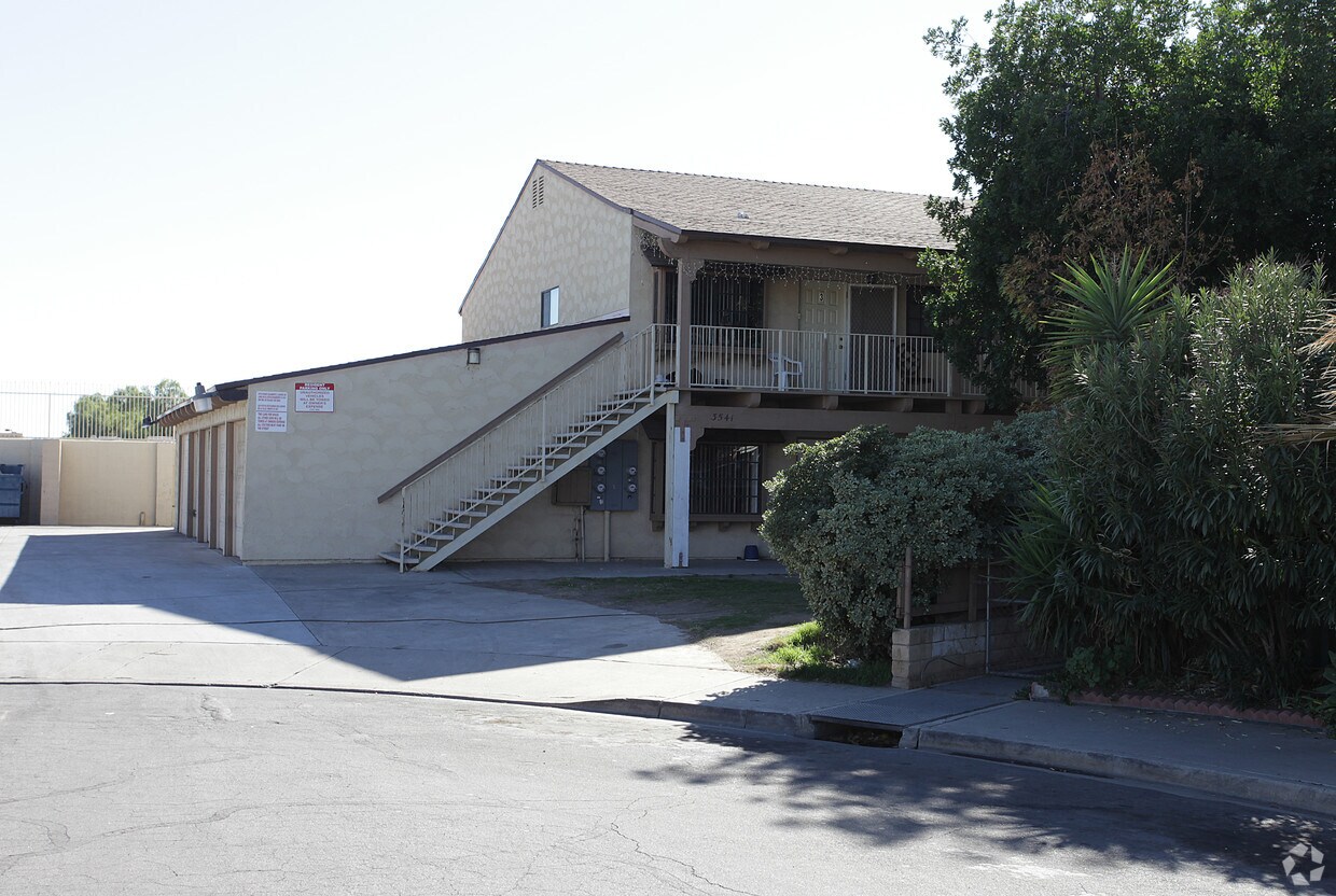 Building Photo - 3541 Nashland Ave
