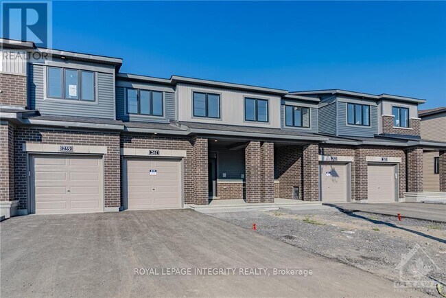 Building Photo - 261 Elsie MacGill Walk