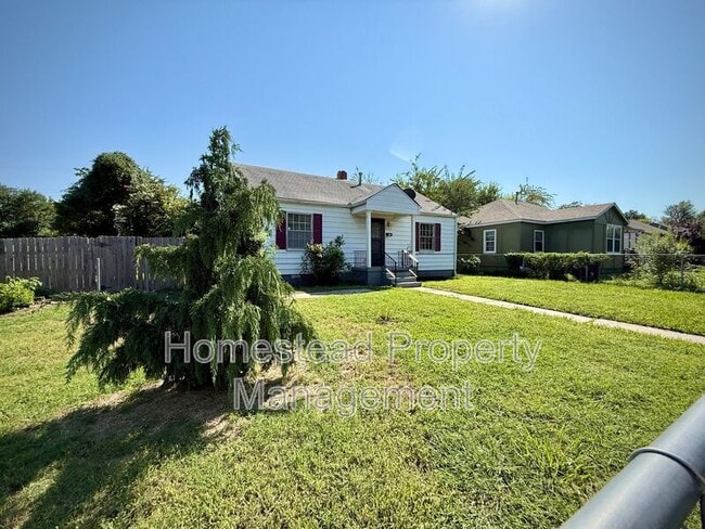 Photo - 3800 NW 27th St House