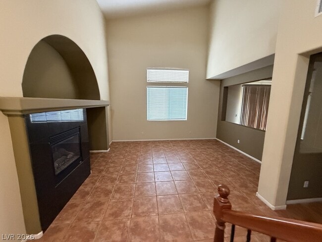 Foto del edificio - 11255 Dahlia Grove St