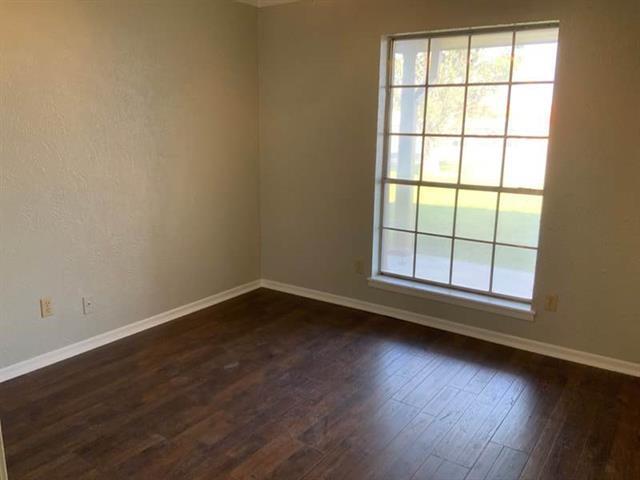 Foto del edificio - 1470 W South Loop