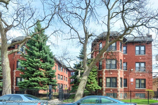 Foto del edificio - 7041 S Merrill Ave