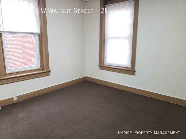 Foto del edificio - 1142-1146 W Walnut Street-2E
