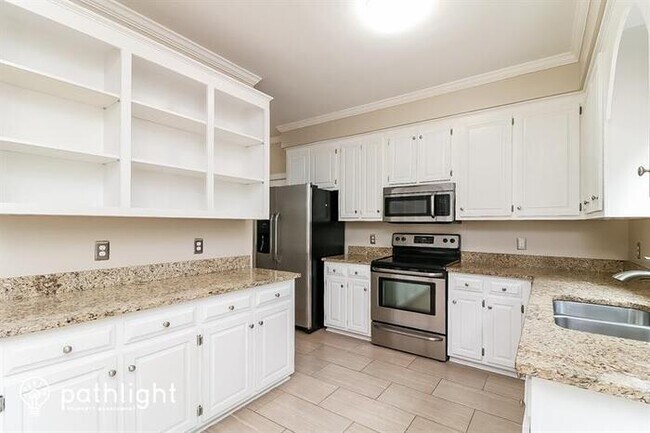 Foto del edificio - 102 Rawhide Ct, Cary, NC, 27513