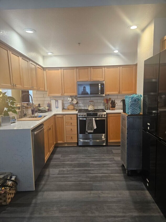 Foto principal - 437 Harris Ln