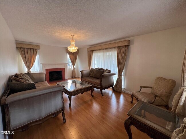 Foto del edificio - 4404 Ocean View Blvd