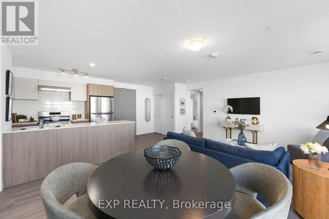 Building Photo - 100 Manett Crescent