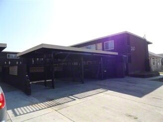 Building Photo - 240 N Calaveras St