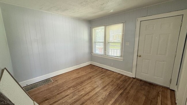 Building Photo - 1083 Stroman Ave