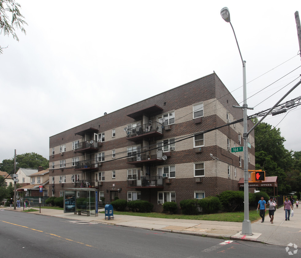 Primary Photo - 86-47 Highland Ave