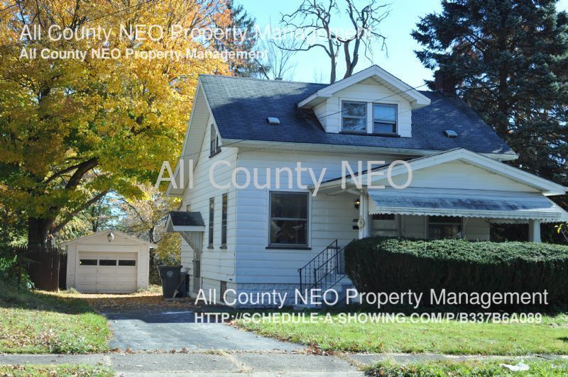 Primary Photo - 3527 Lasalle Ave