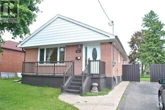 Building Photo - 985 Victoria Park Ave