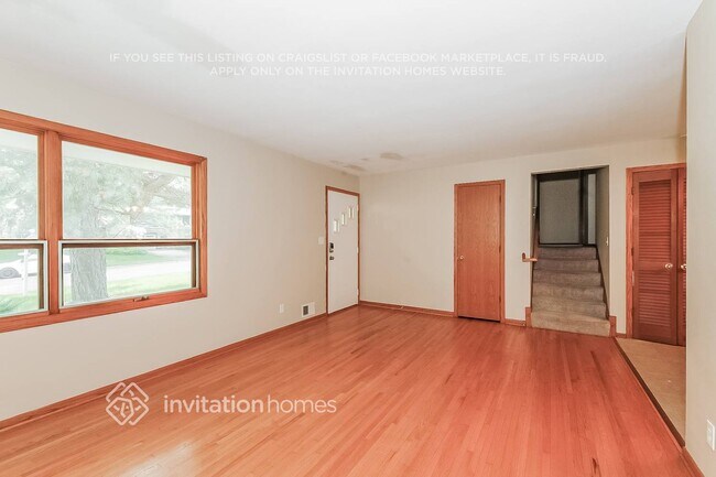Foto del edificio - 2743 Farrington St