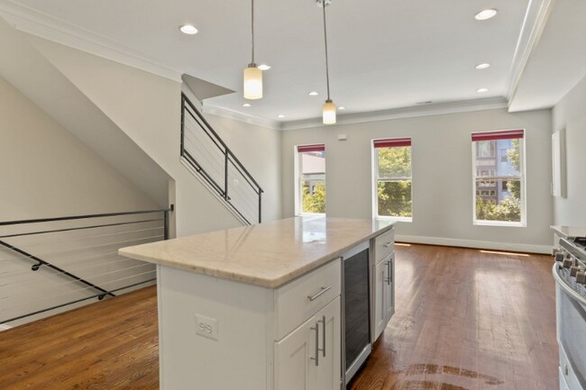 Foto del edificio - 224 R St NE