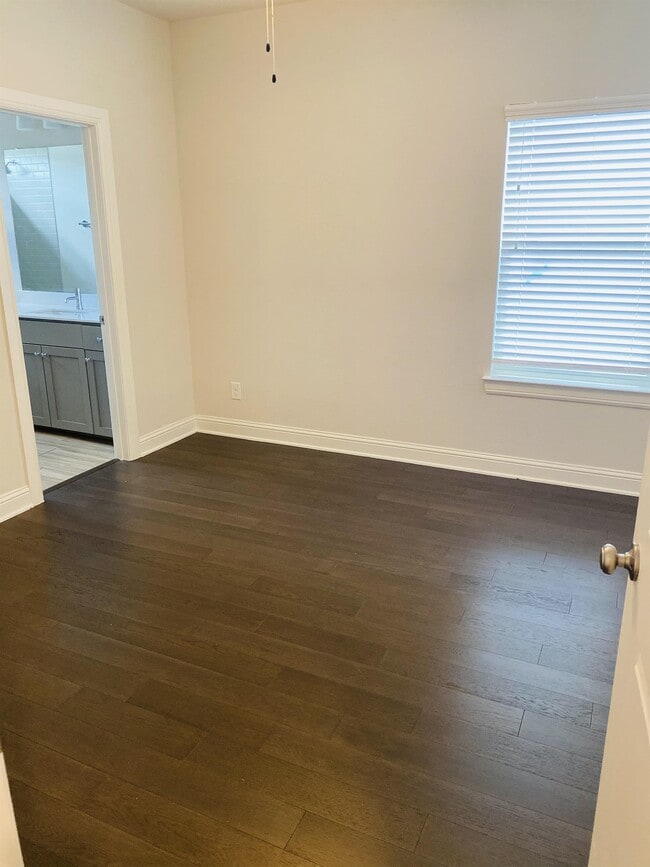 Photo - 3207 Forest Park Blvd Townhome