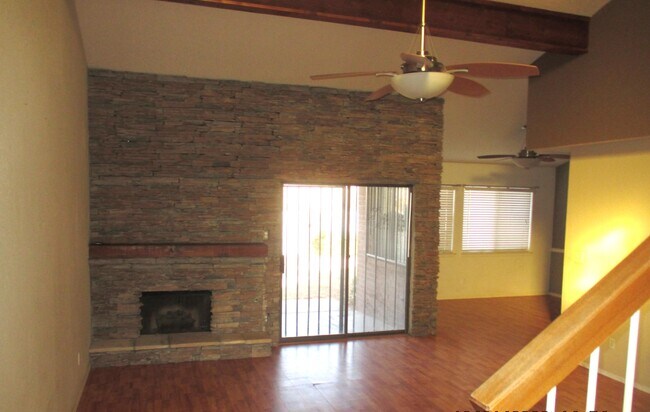 Building Photo - 6629 Dawn Dr