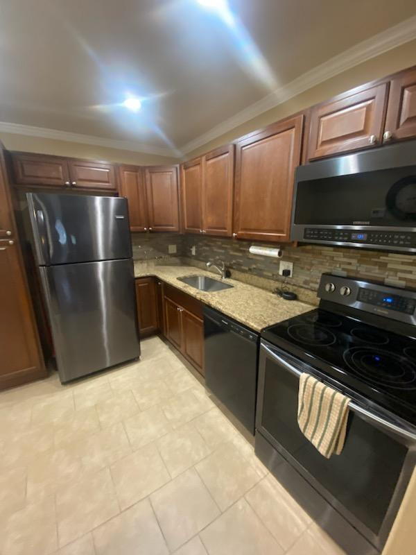 Foto del edificio - 3BR/2.5BA Off Lake Braford