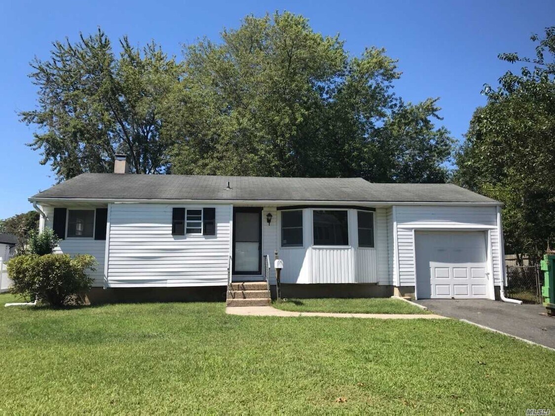 Foto principal - 2914 Devon Ave