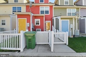 Building Photo - 4122 Orchard Ridge Blvd