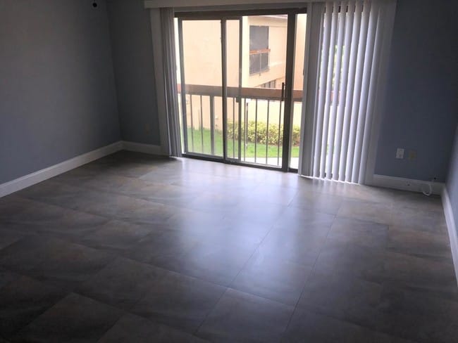 Foto del edificio - 7795 Grande St