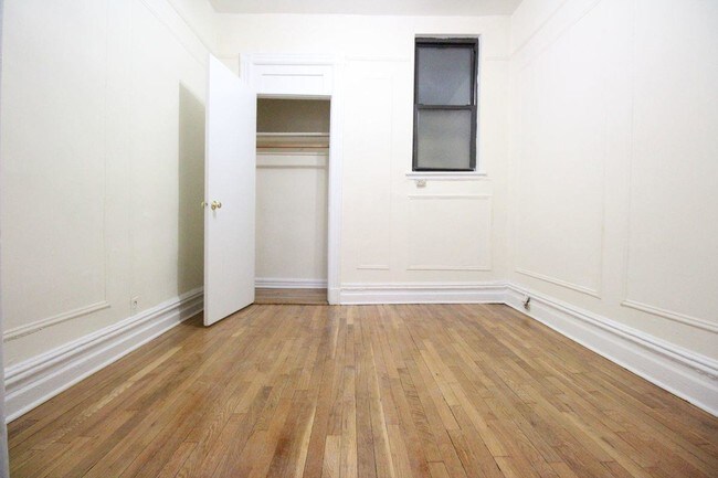 Foto del edificio - 483 Columbus Avenue