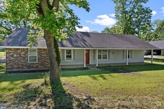 Building Photo - 300 Shadow Ridge Dr
