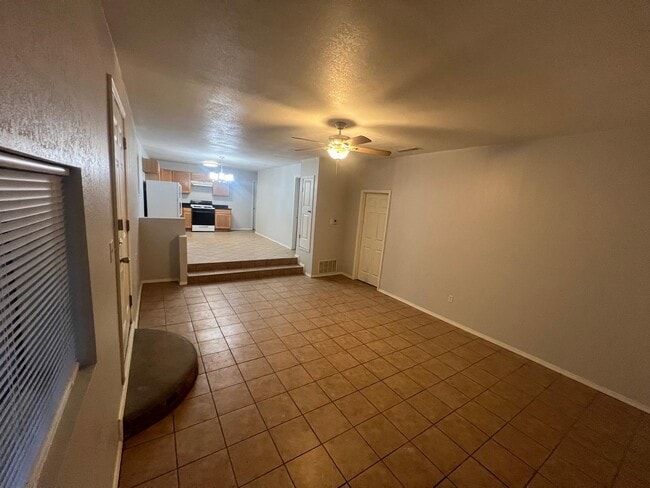 Foto del edificio - 14740 Anita Way