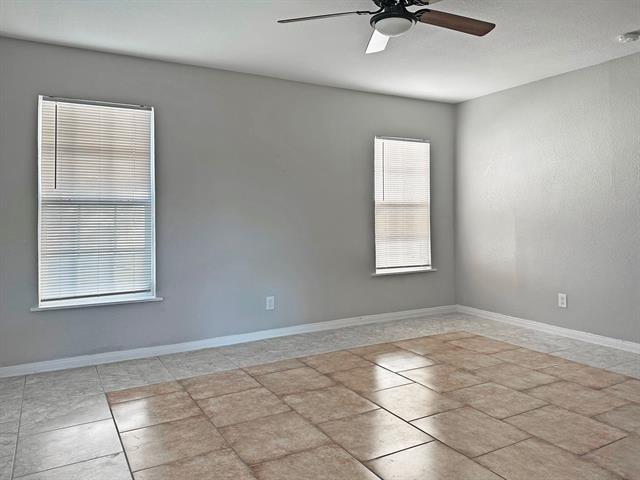 Foto del edificio - 2306 Marfa Ave