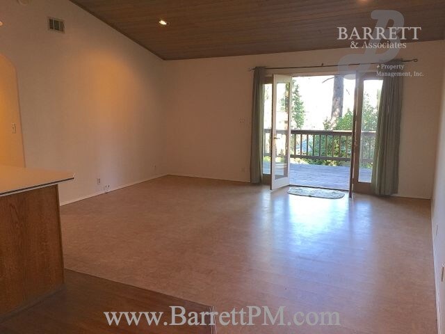 Building Photo - 10819 Gold Hill Dr